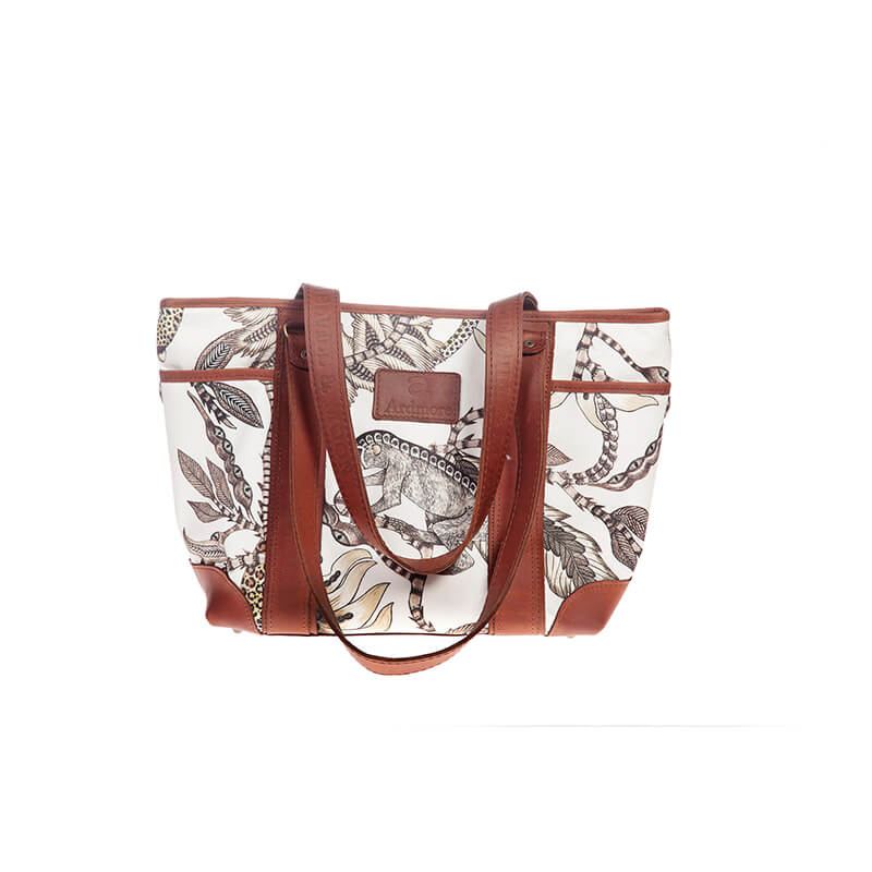 DHBA--Dar-Es-Salaam-Handbag-ARDMORE-(Monkey-Bean-Stone)1