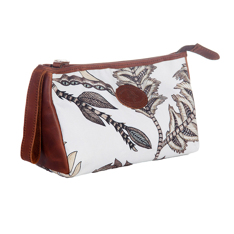 MR_TTBA_Timau-Toiletry-Bag_Ardmore---MBS_2