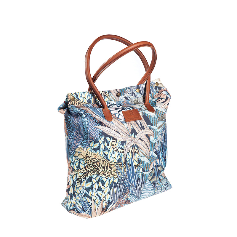 TRTBA---Travellers-Tote-Bag-ARDMORE-(Sabie-Forest-Dawn)1