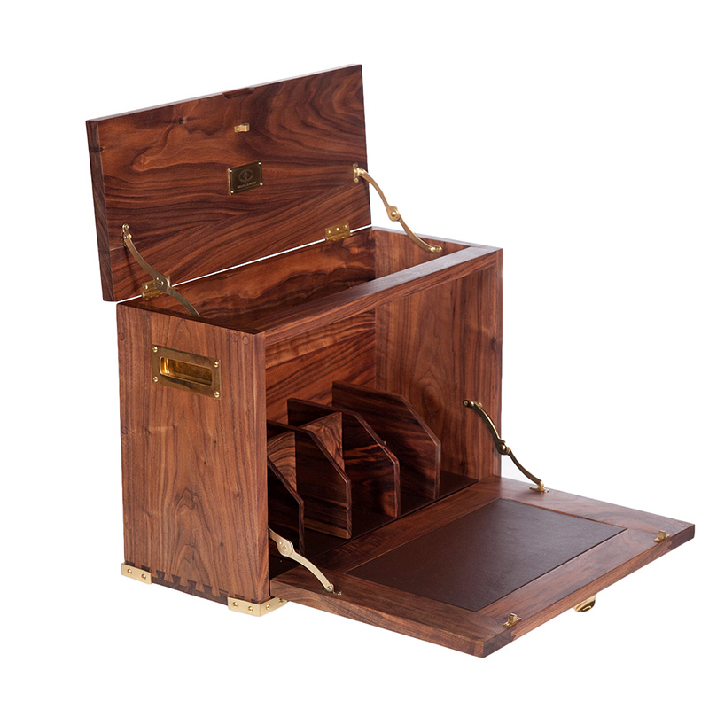 MR_Odyssey-Bar_Walnut-+-Leather_8