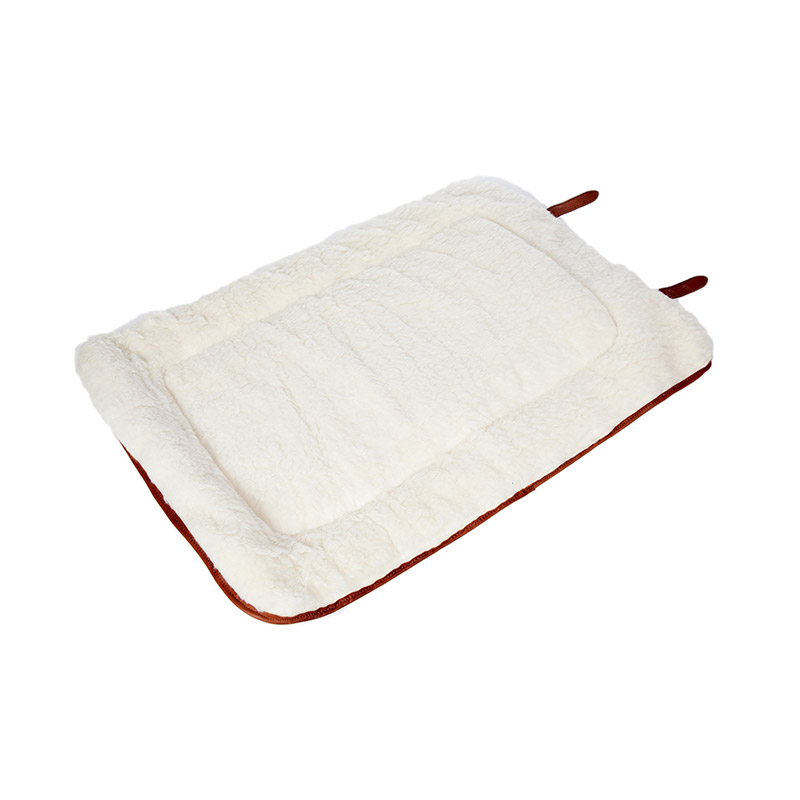 MR_Dog-Travel-Bed---Roll-up-+-Leather-Straps_Sand_5