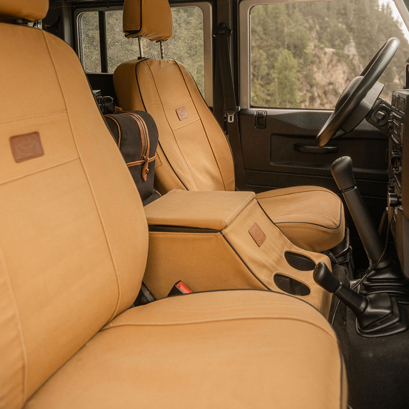Console-Cover-Landrover-lifestyle
