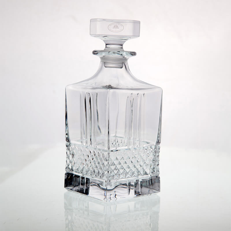 MR_Crystal-Glassware---Decanter_1