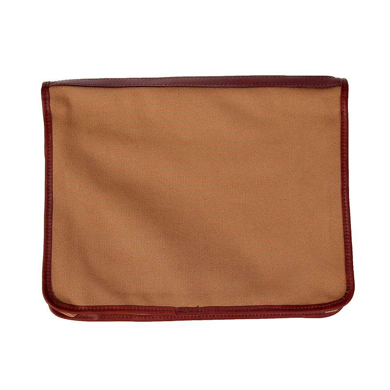 MR_Kingsley_Border-Pouch_4