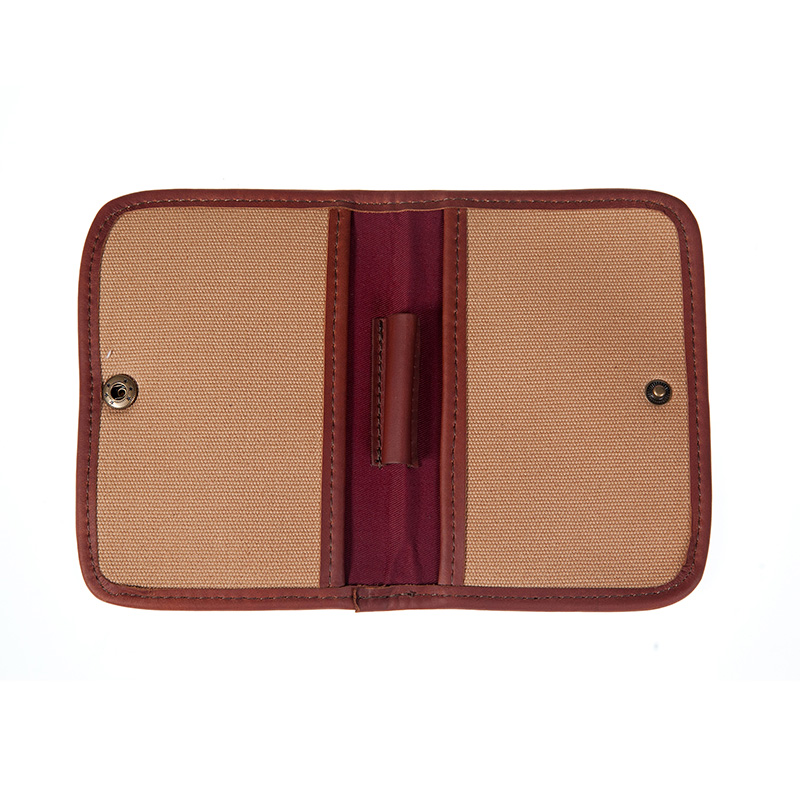 MR_Kingsley_Passport-Holder_4